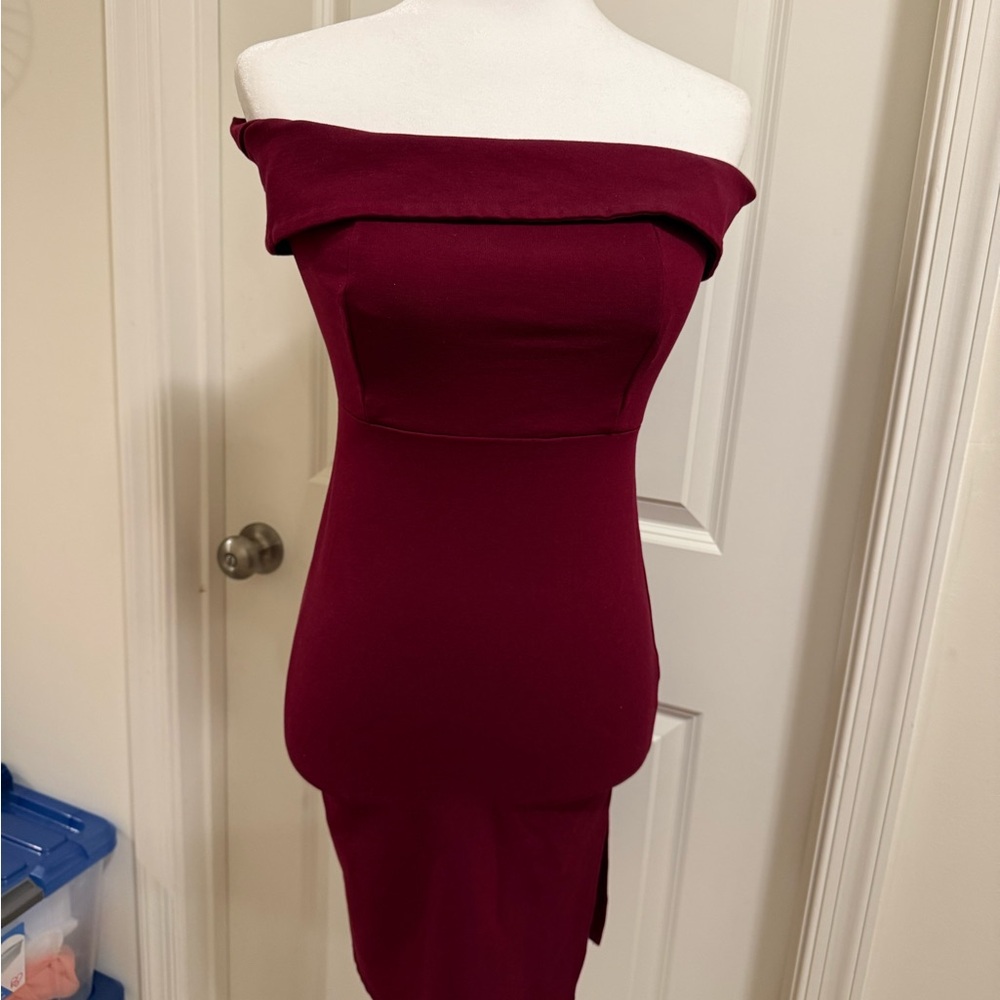Lulu's Red Off-Shoulder Bodycon Dress for Cocktail Events